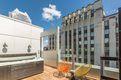 Renaissance by Marriott Montreal Downtown Hotel image 13